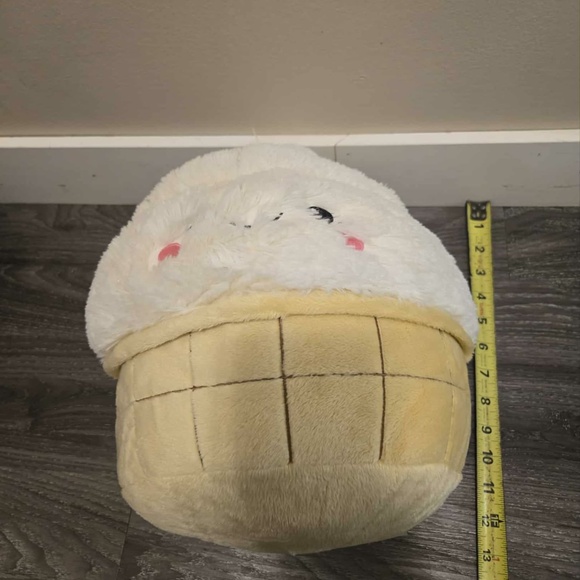 Squishable Cupcake Plush - Picture 2 of 3